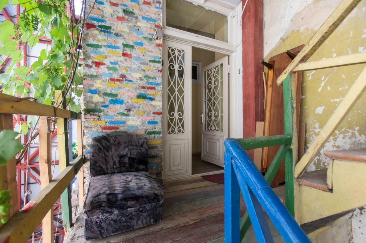 Private Apartment In The Center Of Old Tbilissi Extérieur photo